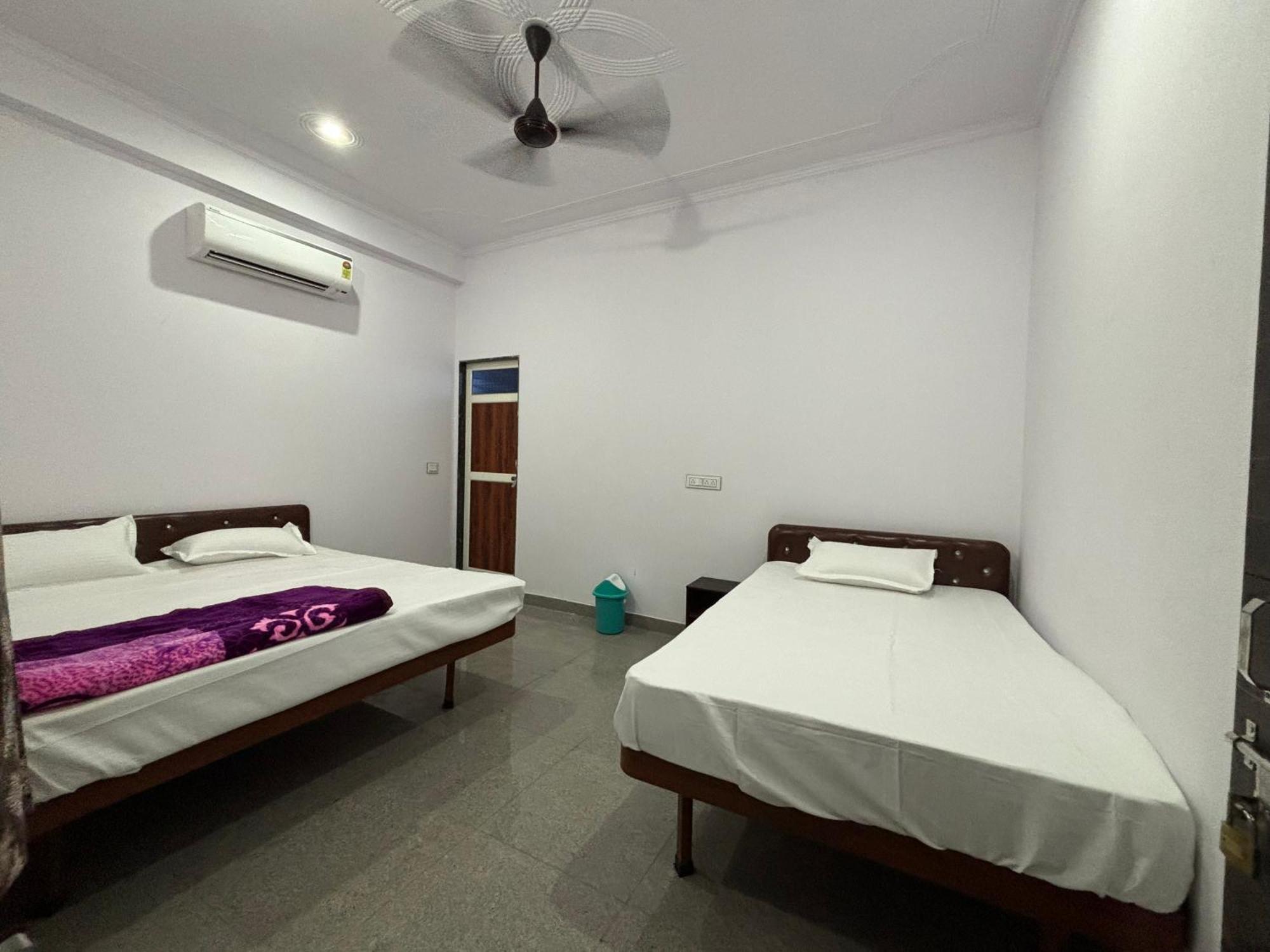 Hotel Raghunath Palace Khātu المظهر الخارجي الصورة